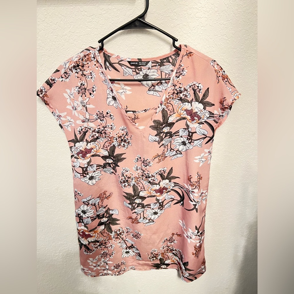 This beautiful dress is new never used